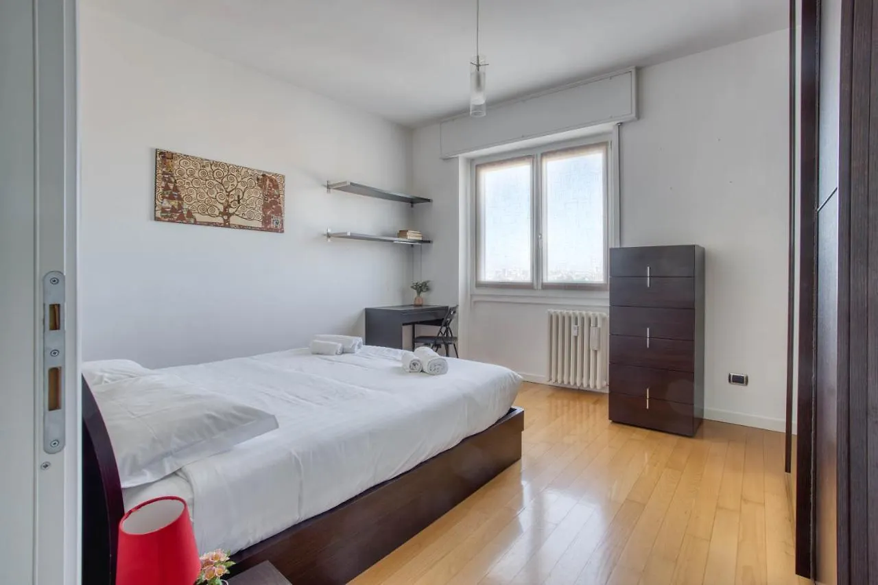 Joivy Delightful Flat In Forlanini Daire Milano